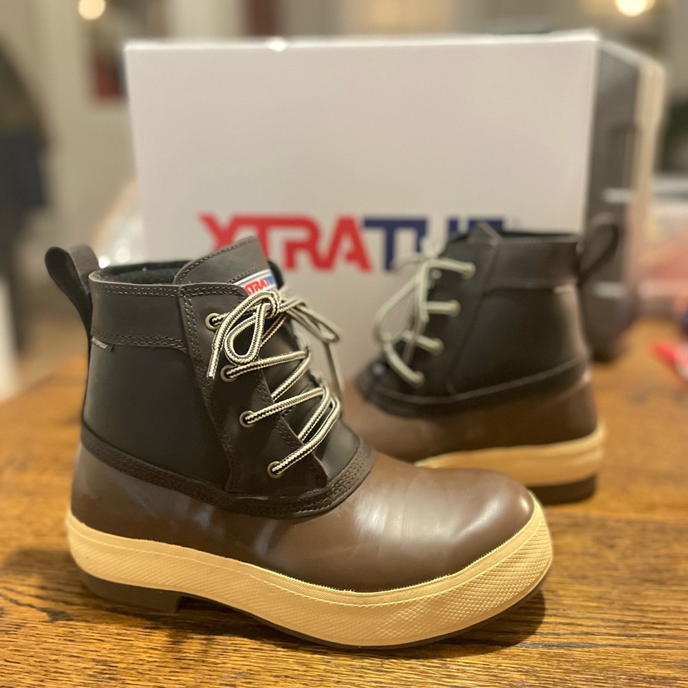 XTRATUF Legacy Lace Brown boots